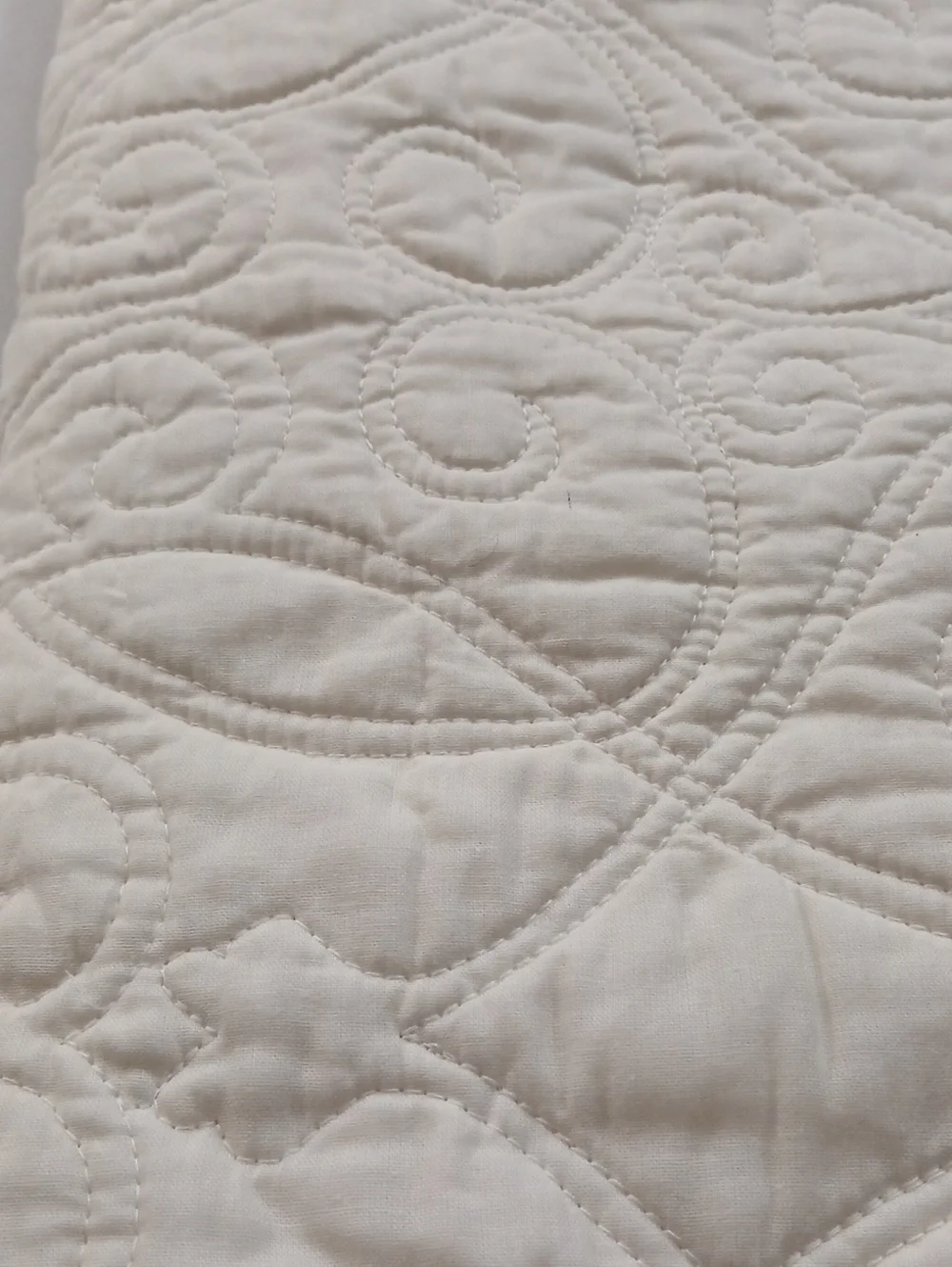 Laura Ashley Queen Quilt